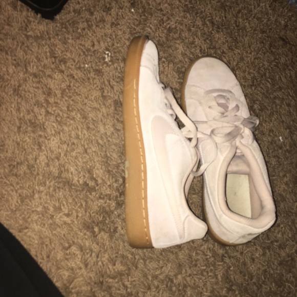 sneakers - Picture 3 of 4